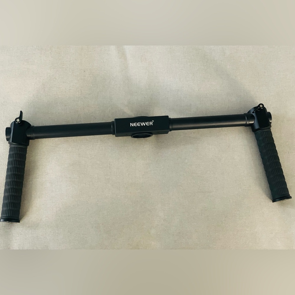 Neewer Dual Handgrip for Gimbles